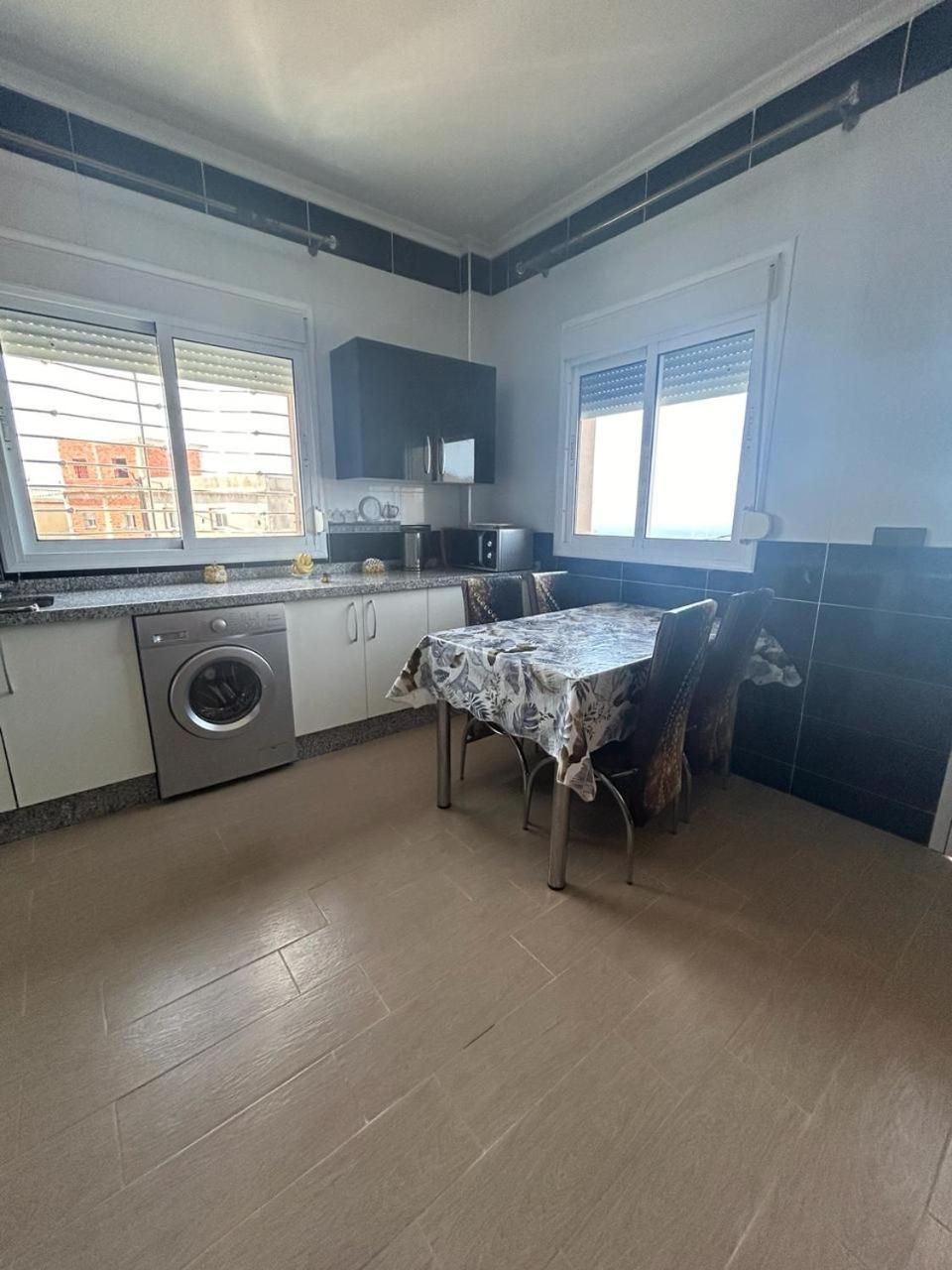 Appartement A Houma, Proche Port Tanger Med Dalia Екстериор снимка