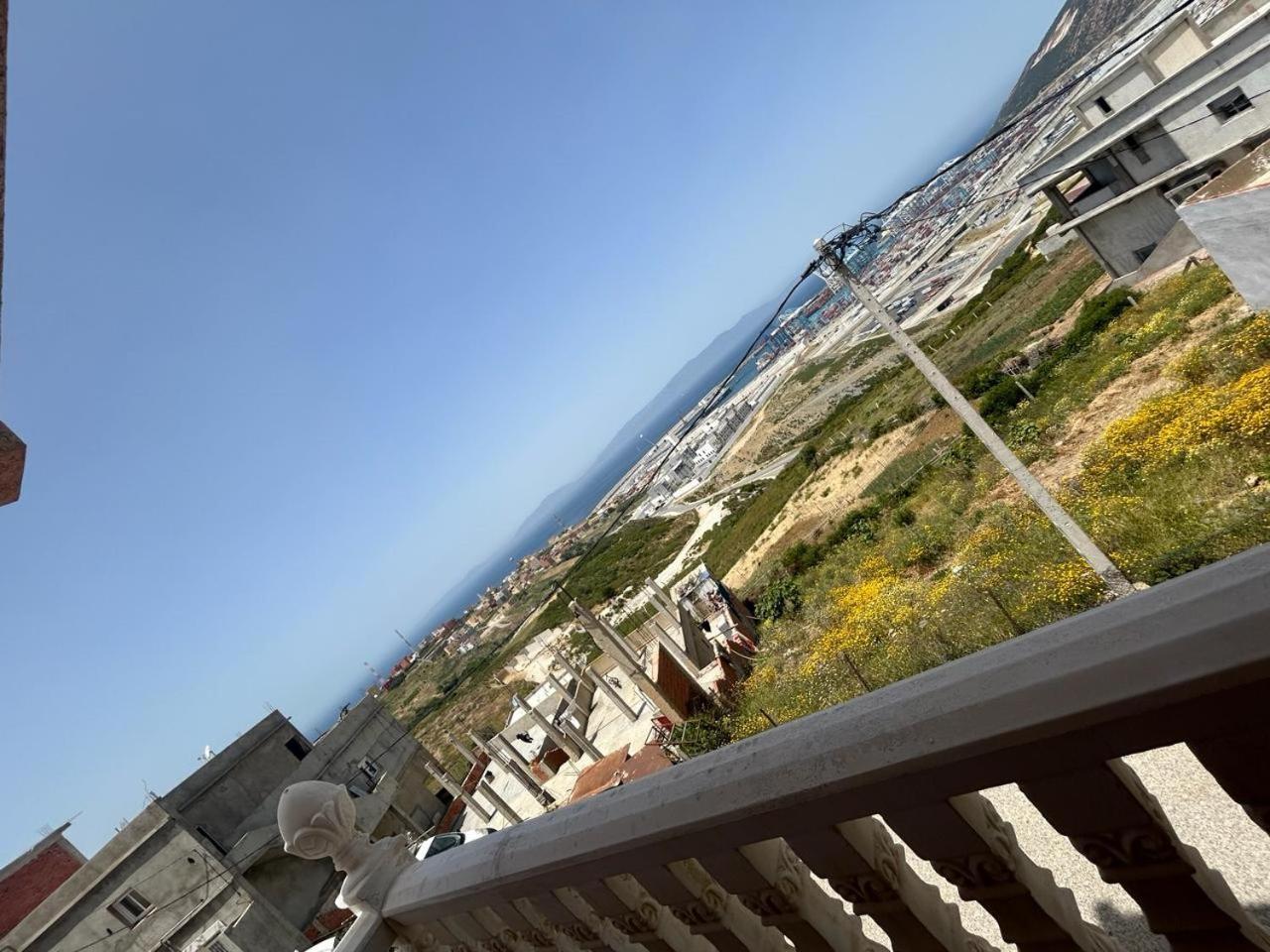 Appartement A Houma, Proche Port Tanger Med Dalia Екстериор снимка